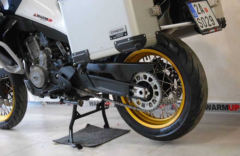 CFMOTO 800 MT (2024) 800MT Explore - DPH, po 1. maj - fotka 20 z 20