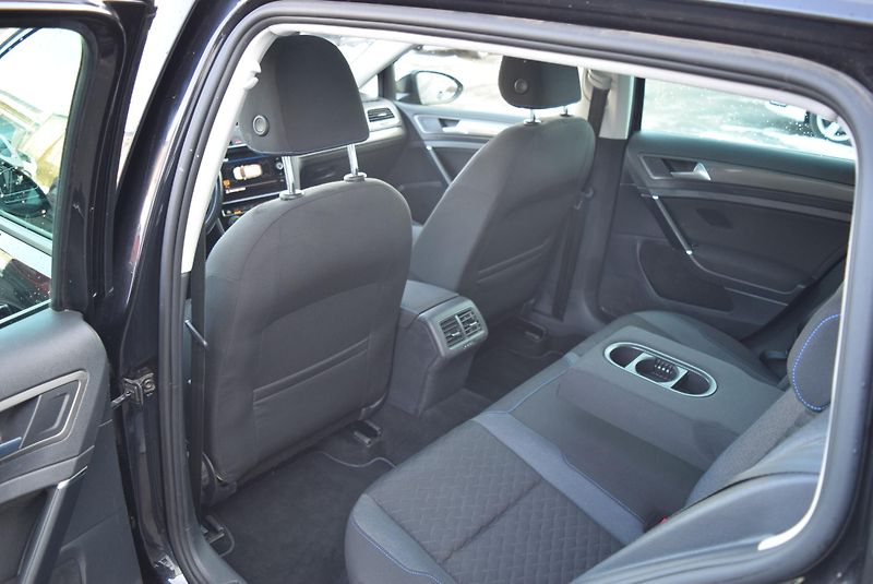Volkswagen Golf Variant (2018) 1.4TSI 92kw COMFORTLIN PAN TAŽ - fotka 17 z 48