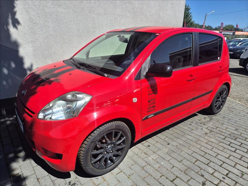 Daihatsu Sirion 1,0 i 51Kw Klima ALU - fotografie inzerátu