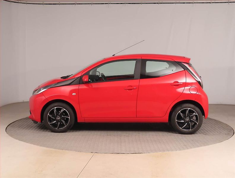 Toyota Aygo (2018) 1.0 VVT-i, Automat, Serv.kniha - fotka 3 z 17