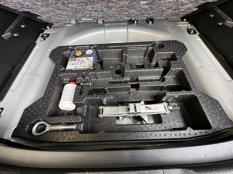 Suzuki SX4 S-Cross (2014) 1.6DDIS 4x4 COMFORT 2.Maj.  - fotka 28 z 36
