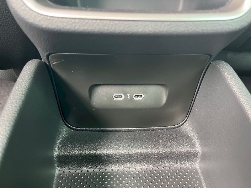 Škoda Octavia (2025) TOP SELECTION 1,5 TSI M-HEV 11 - fotka 23 z 28
