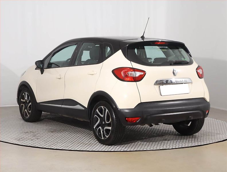 Renault Captur (2015) 0.9 TCe, Serv.kniha, Navi - fotka 4 z 15