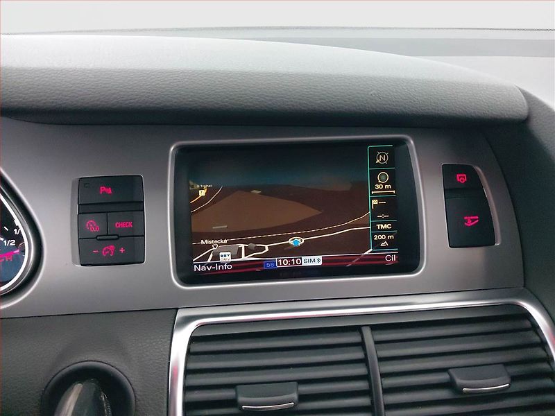 Audi Q7 (2010) S-Line 3.0 TDI, 4X4, Automat - fotka 19 z 21