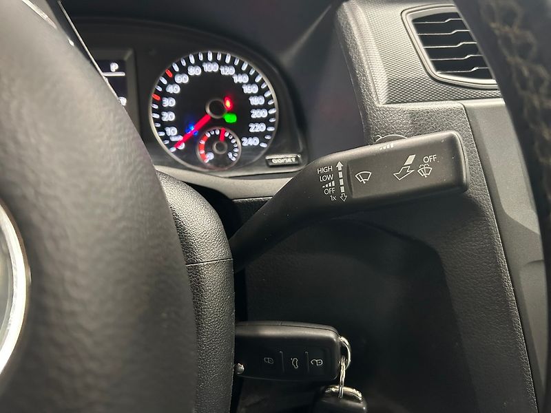 Volkswagen Caddy (2018) 1.4TGI Maxi Skříň | Záruka - fotka 29 z 57
