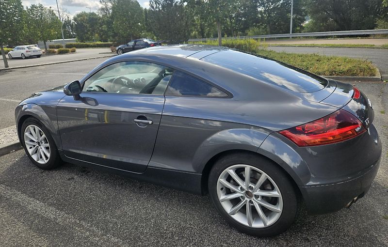 Audi TT (2006) Audi TT 2.0 TFSI 147 kW - fotka 5 z 21