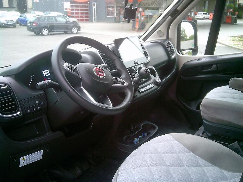Fiat (2022) CaproCardo 477 2.2 JTD 140 PS - fotka 7 z 20