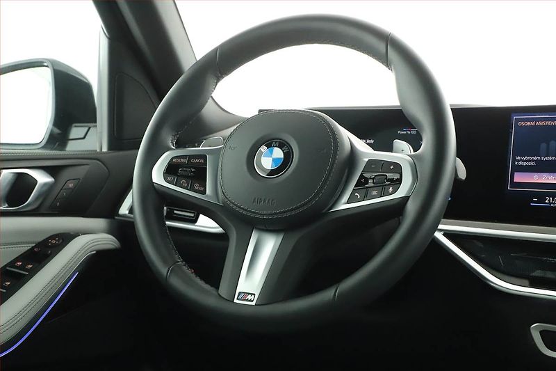 BMW X5 (2025) xDrive30d, M PAKET, KEYLESS - fotka 8 z 21