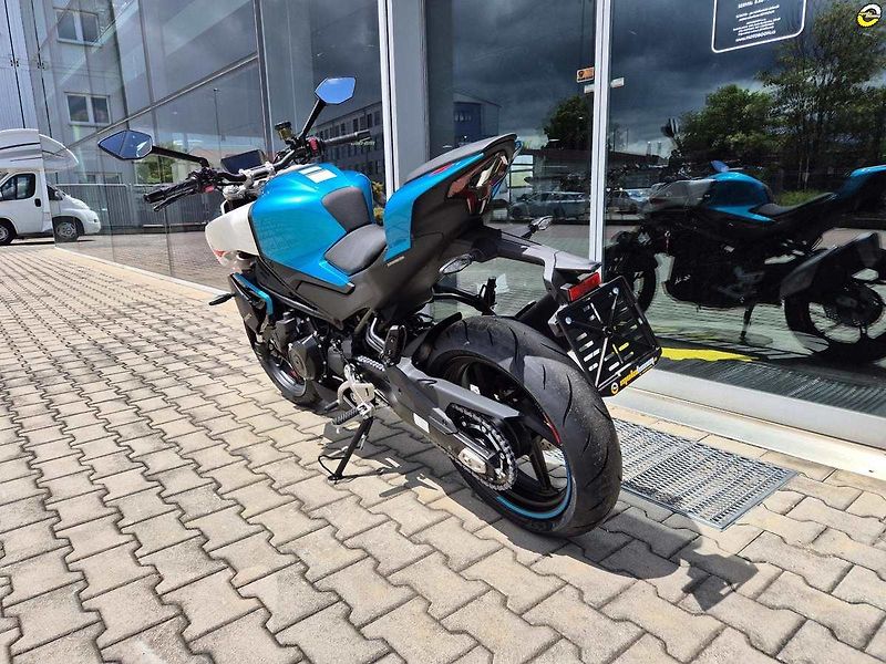 CFMOTO 450 NK (2026) E5+ - fotka 6 z 19