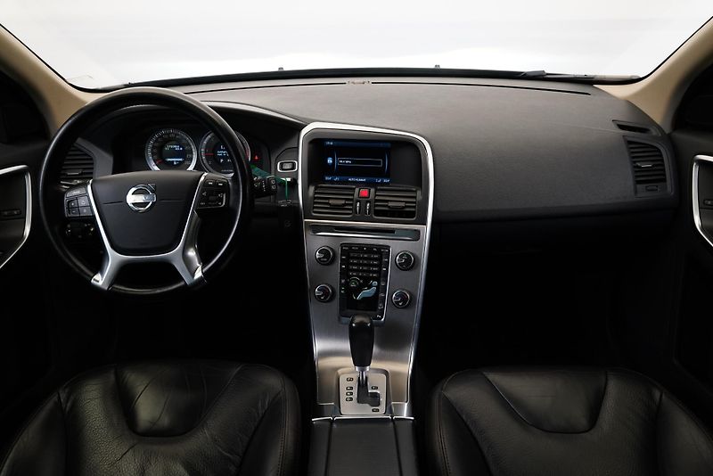 Volvo XC60 - fotka 5 z 26