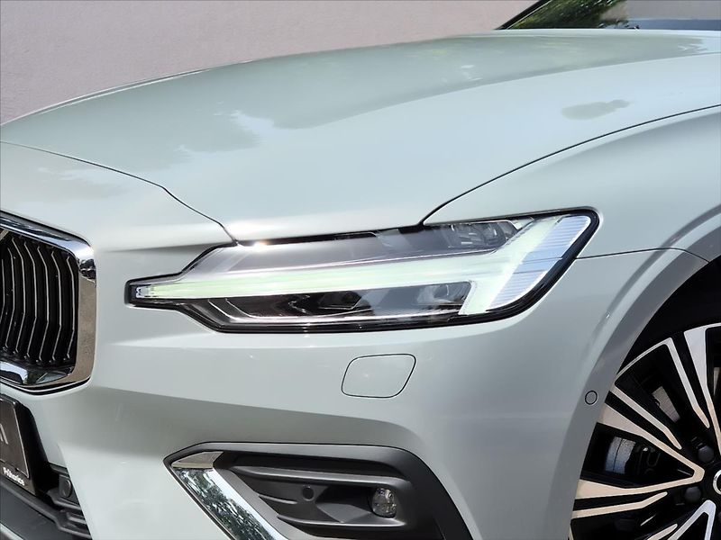 Volvo V60 2,0 B4 - fotka 5 z 19