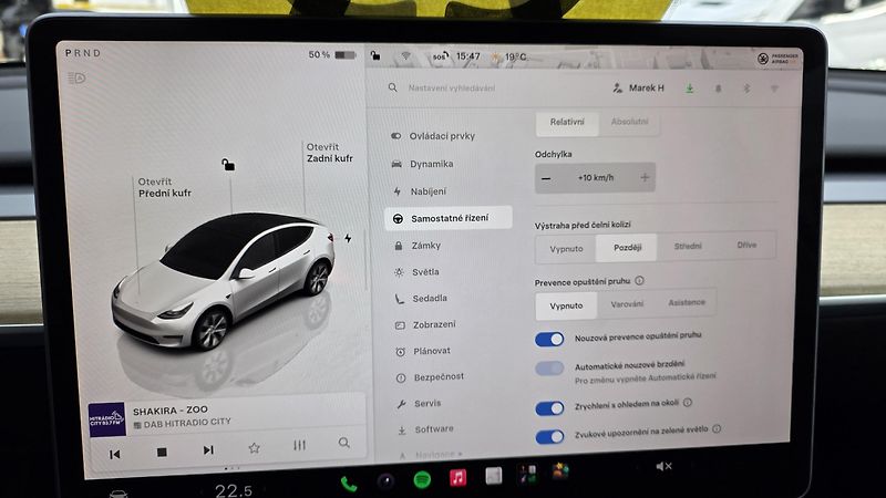 Tesla Model Y (2023) LR AWD Záruka SoH 93,2% - fotka 21 z 33