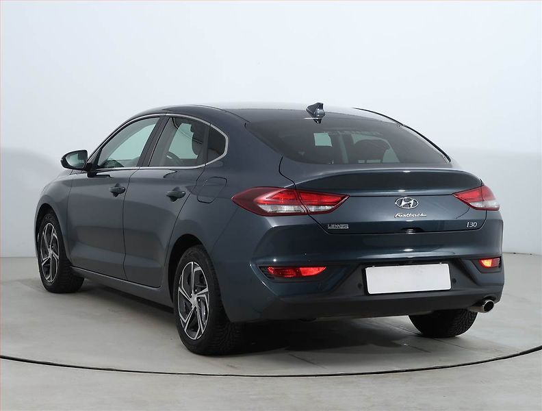 Hyundai i30 (2022) Komfort 1.0 T-GDI, Automat, ČR - fotka 4 z 18