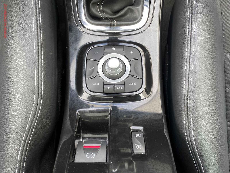 Renault Mégane (2014) 1.5 dCi, BOSE Edition, panor - fotka 13 z 19