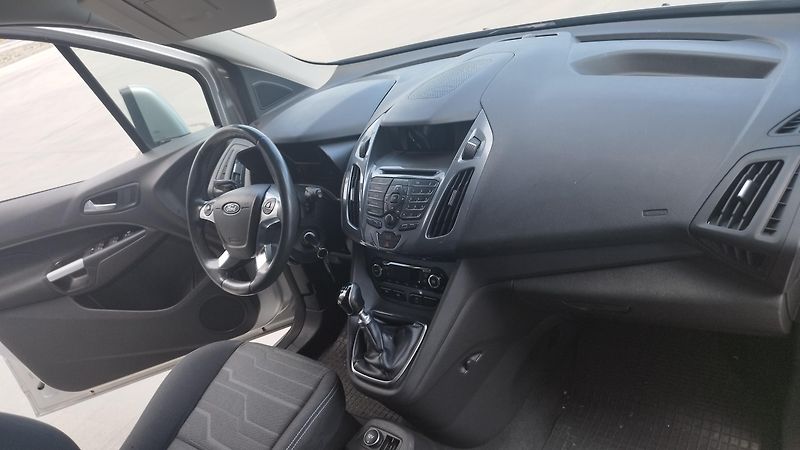 Ford Tourneo Connect 1.0i,volat- 608 081 843  - fotka 14 z 16