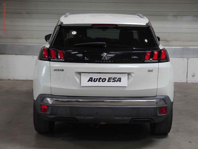 Peugeot 3008 (2017) 1.6 HDi, 2.maj,ČR, AC, temp - fotka 5 z 24