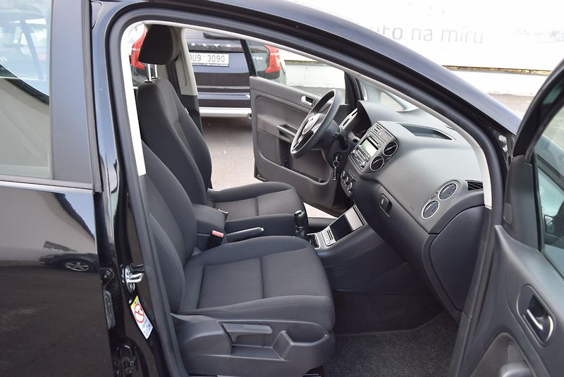 Volkswagen Golf Plus (2012) 1.2TSI 77kw TRENDLINE SENZORY  - fotka 30 z 48