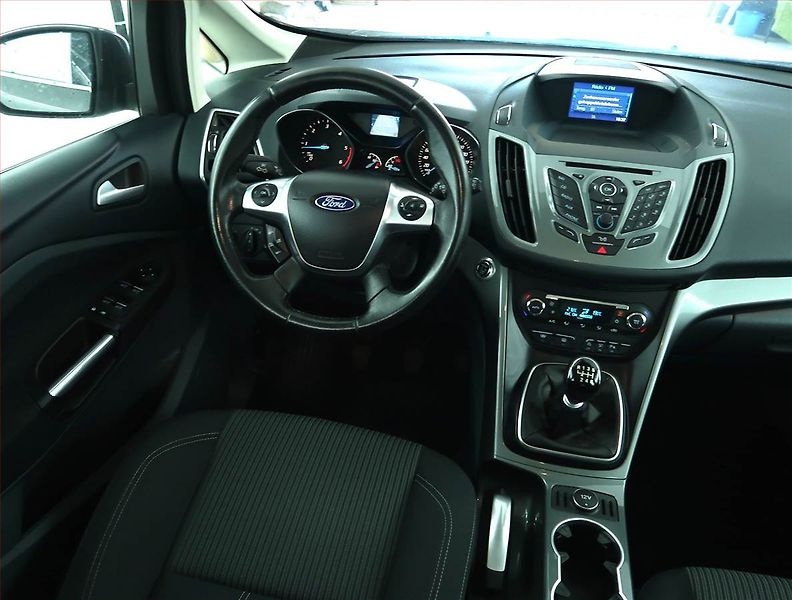 Ford C-MAX (2015) 1.6 TDCi, Navi, Tempomat - fotka 7 z 15