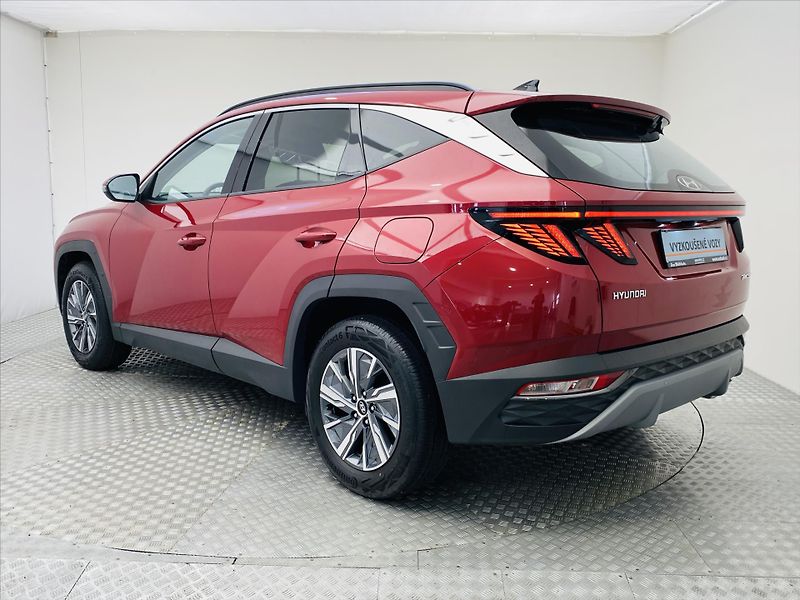 Hyundai Tucson 1,6 CRDi 85kW SMART - fotka 24 z 28