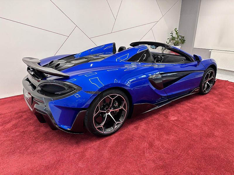 McLaren 600LT (2020) Spider B&W*CARBON*SERVIS*TOP - fotka 7 z 14