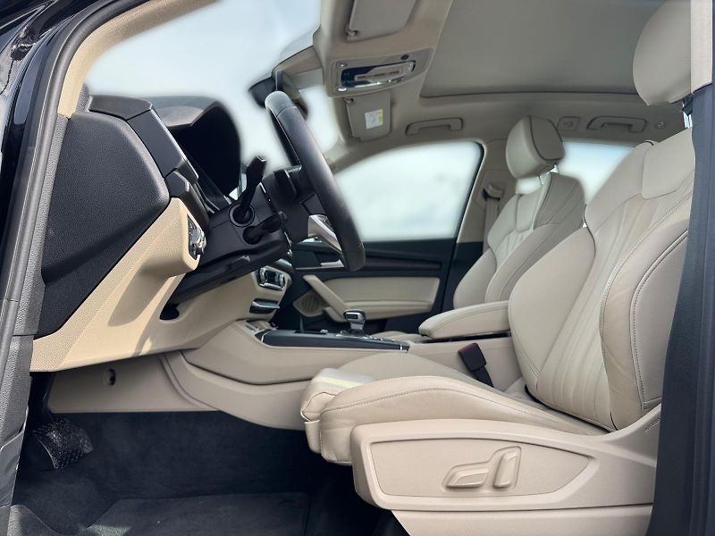Audi Q5 (2023) S-LINE 45TFSI 195kW QUATTRO CZ - fotka 7 z 11