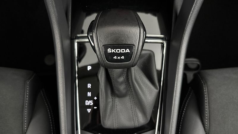 Škoda Kodiaq 2.0 TDI DSG 4x4 Style - fotka 24 z 30