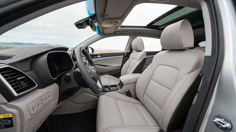 Hyundai Tucson.