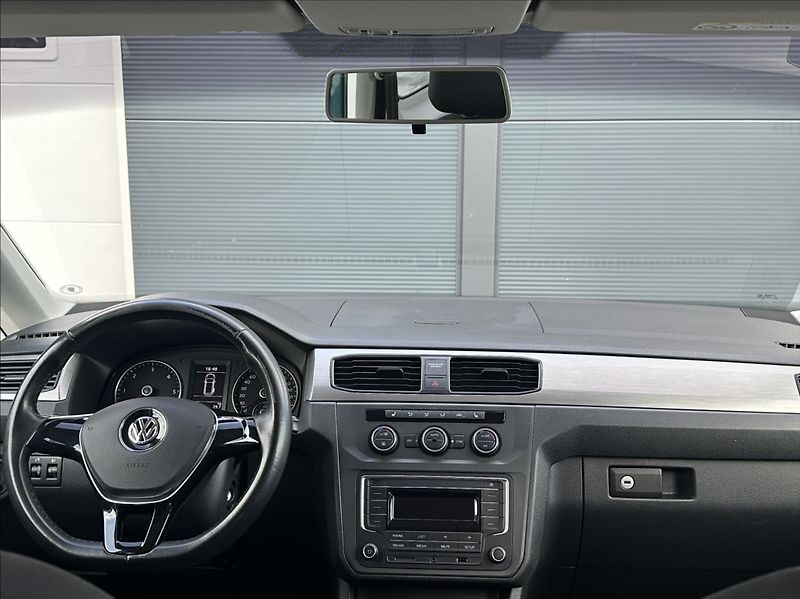 Volkswagen Caddy 2,0 TDI 122PS  Trendline 4x4 - fotka 30 z 47