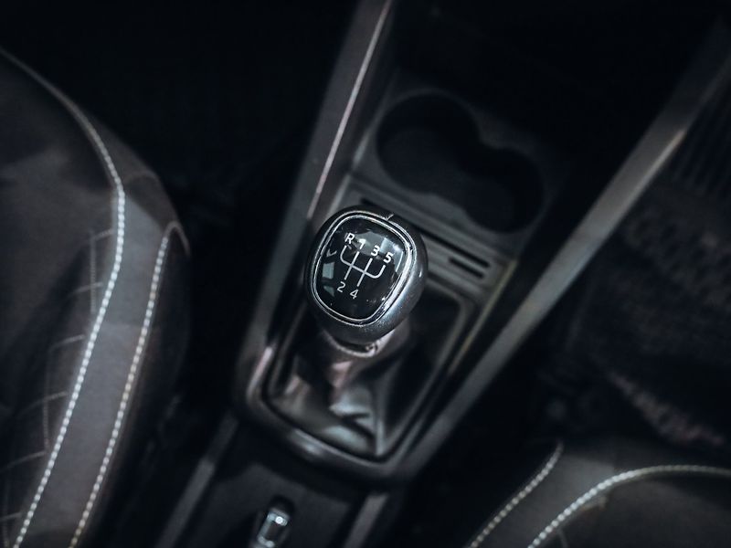 Škoda Fabia 1.0 TSI 70 kW Ambition Tour - fotka 22 z 28