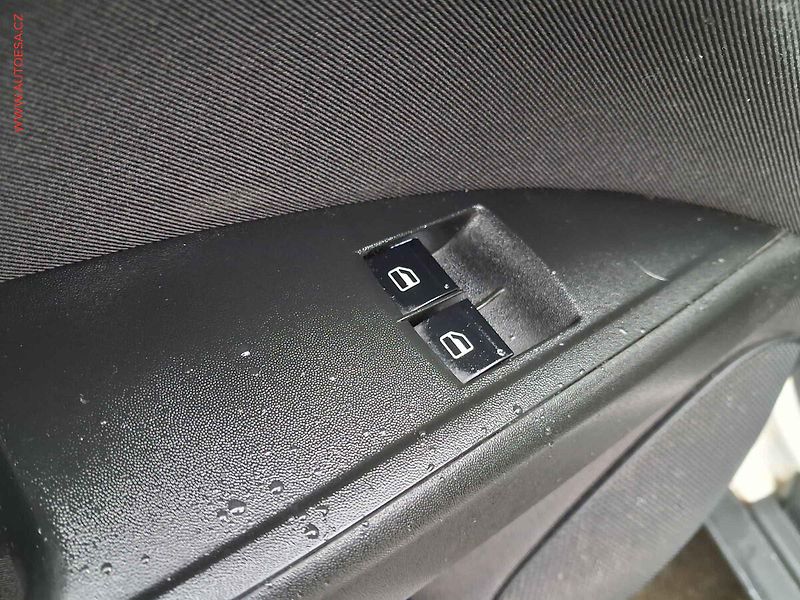 Seat Altea (2011) 1.2TSI, ČR, AC, temp - fotka 13 z 15