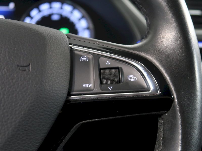 Škoda Superb (2019) STYLE 2.0TDI 140KW 4x4 DSG WEB - fotka 21 z 42