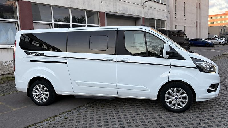 Ford Tourneo Custom (2020) TITANIUM L2 2.0 96kW, odpočet, - fotka 6 z 38