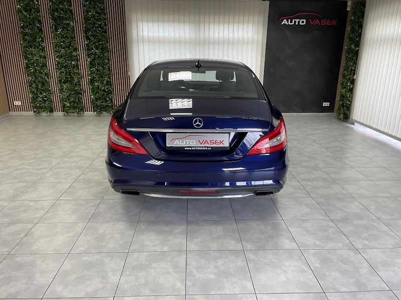 Mercedes-Benz CLS 350d 4MATIC ČR LED NAVI TOP !! - fotka 13 z 30
