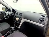 Škoda Yeti 1,6 TDi Navi Klima Tempomat - náhled 25