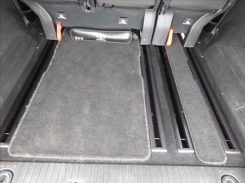 Toyota ProAce 2,0 130kw,automat  Family Comf - fotka 17 z 54