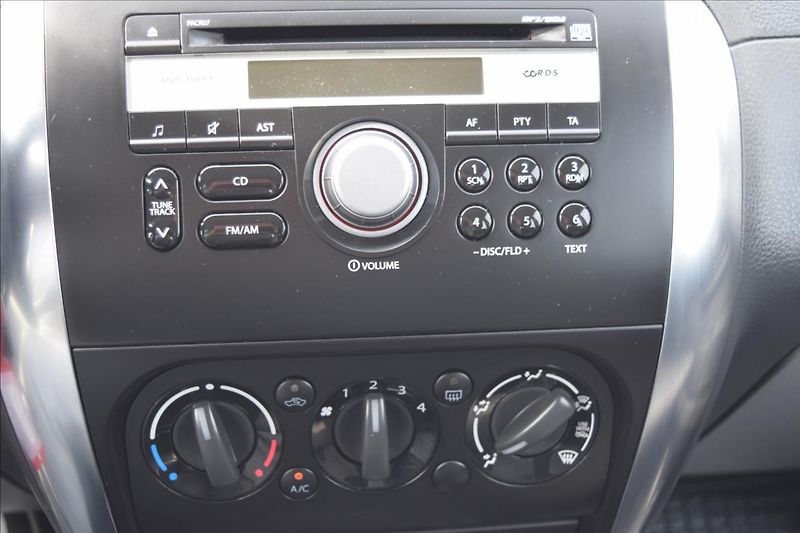 Suzuki SX4 1,6 I 79KW 4X4 TAŽNÉ VÝHŘEV - fotka 40 z 48
