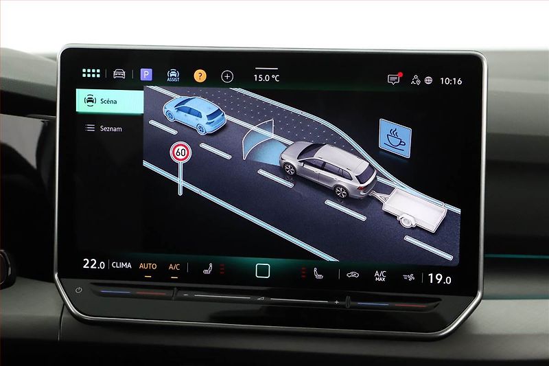 Volkswagen Golf (2025) Life 1.5 eTSI - fotka 13 z 20