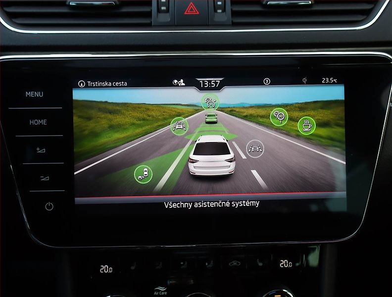 Škoda Superb (2022) Style 2.0 TDI - fotka 20 z 30