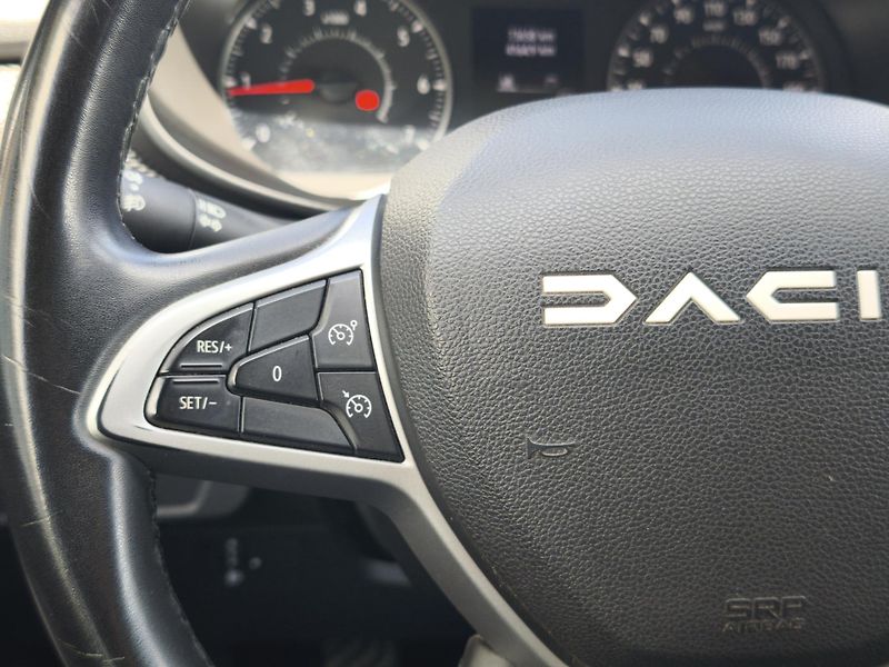 Dacia Jogger 2023 ČR 1.0 ECO-G Expression - fotka 9 z 31