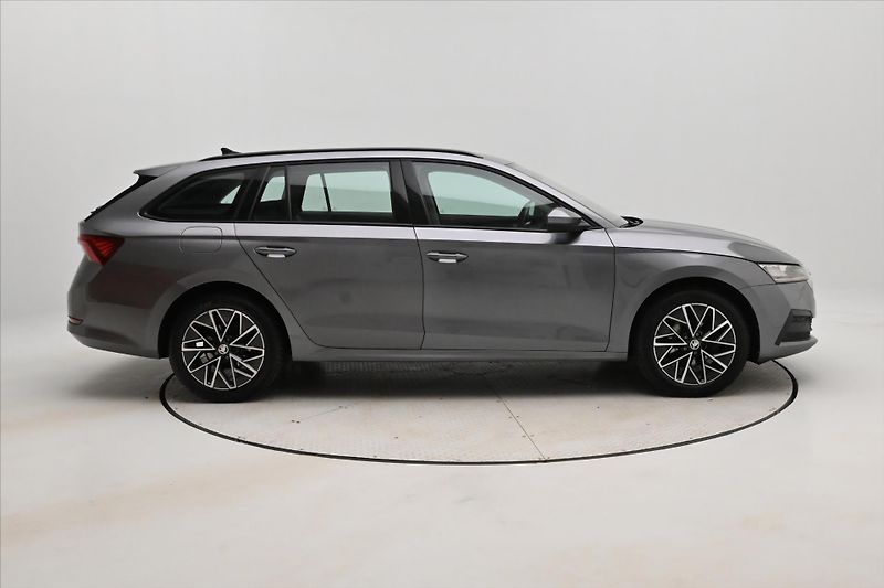 Škoda Octavia 2,0 TDI 110kW DSG NAVIGACE Zár - fotka 4 z 30