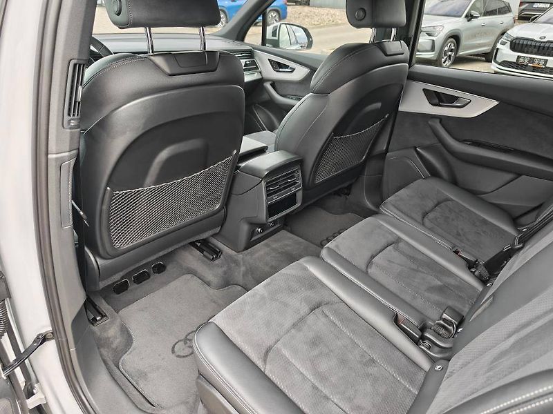 Audi Q7 50 Sline Quattro 8TT 3,0TDI - fotka 7 z 25