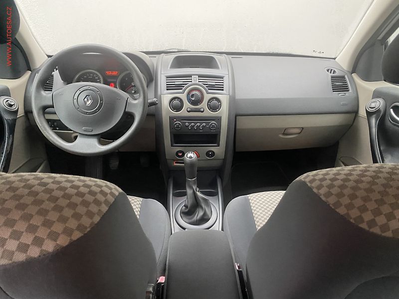 Renault Mégane (2006) 1.6 16V, Avantage, AC - fotka 8 z 16
