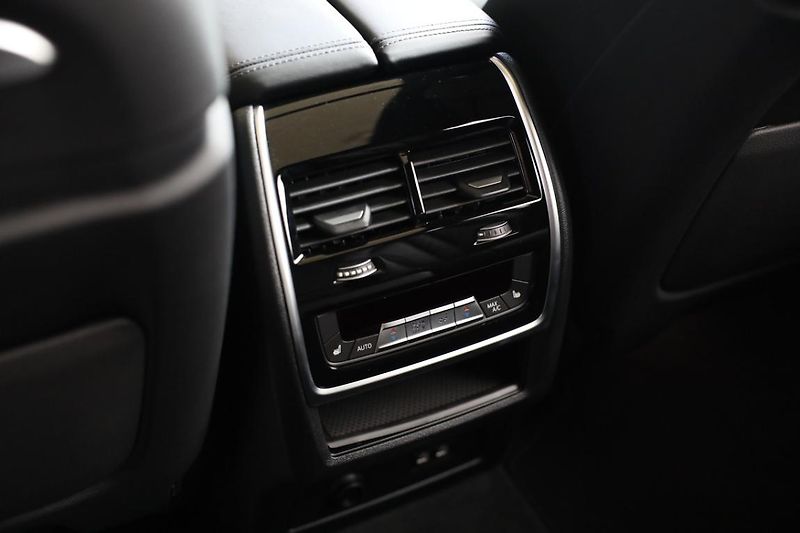 BMW X7 xDrive40d - fotka 18 z 21