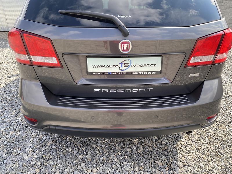 Fiat Freemont 2.0MJET 140PS MAN 7M 164000KM! - fotka 42 z 168