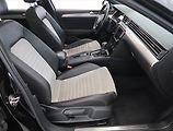 Volkswagen Passat (2015) 2.0 TDI, Automat, Kůže, Navi - náhled 9