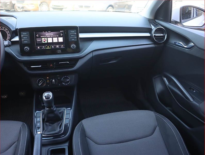 Škoda Fabia (2022) 1.0 TSI, Tempomat - fotka 8 z 20