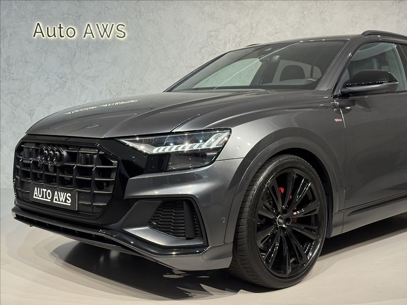 Audi Q8 3,0 TDi  S-Line HD LED Záruka - fotka 4 z 50
