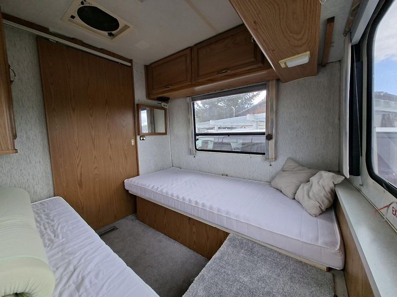 Chevrolet Ostatní (1993) Winnebago 6,2L V8  - fotka 40 z 50