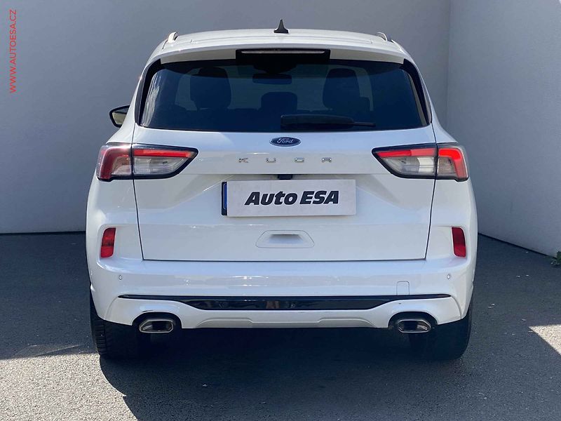 Ford Kuga (2023) 1.5 EB, 1.maj,ČR, ST-Line - fotka 5 z 16