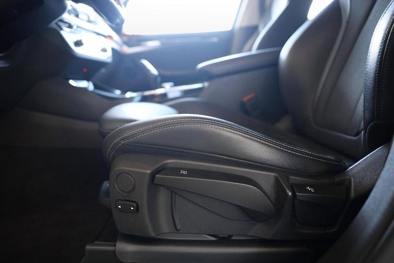 BMW X3 xDrive30i - fotka 18 z 21